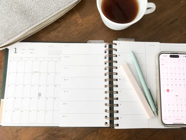 End-of-Year Financial Checklist for Freelancers and Solo Entrepreneurs